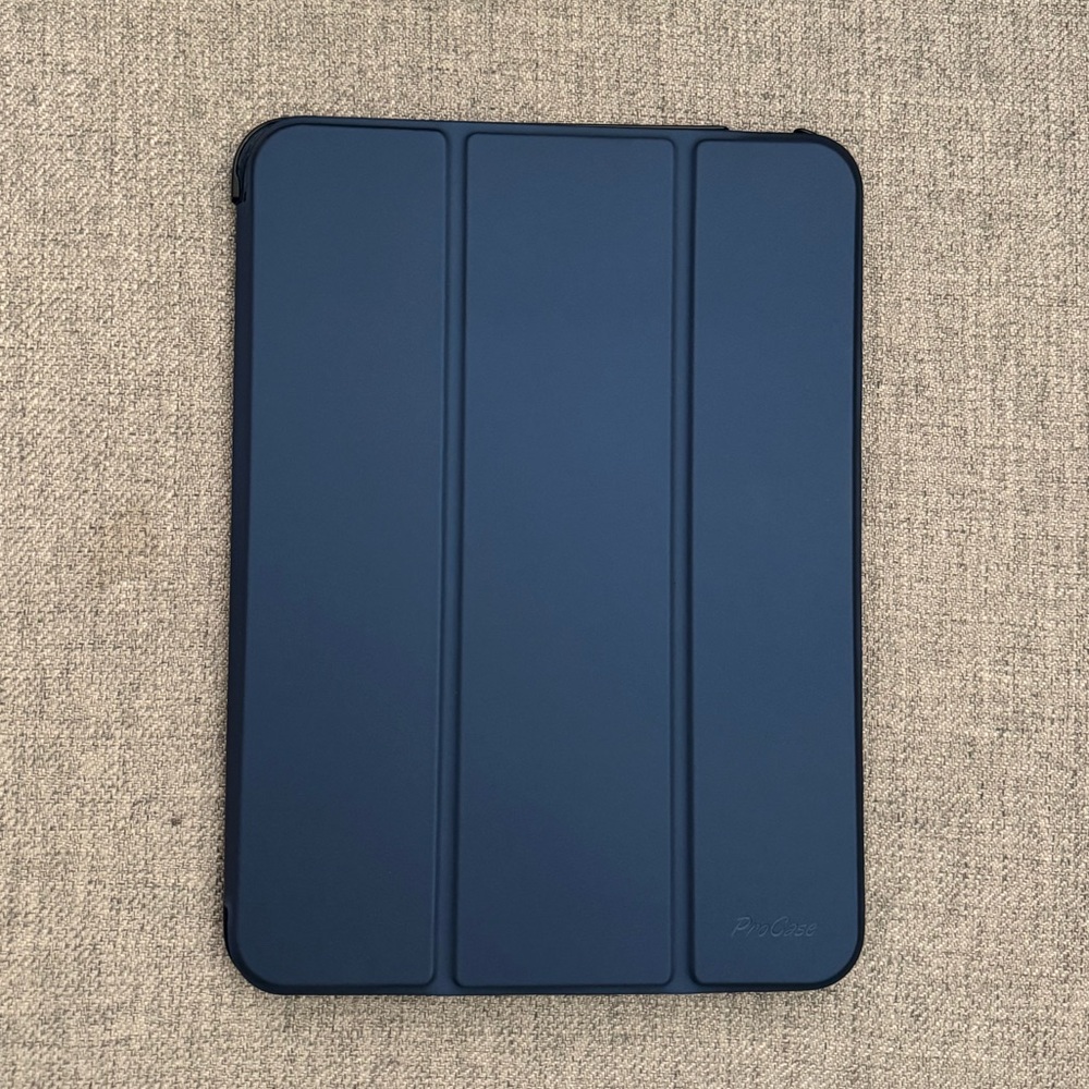 iPad Air 4th and 5th Generation Blue Shell Cover New✨